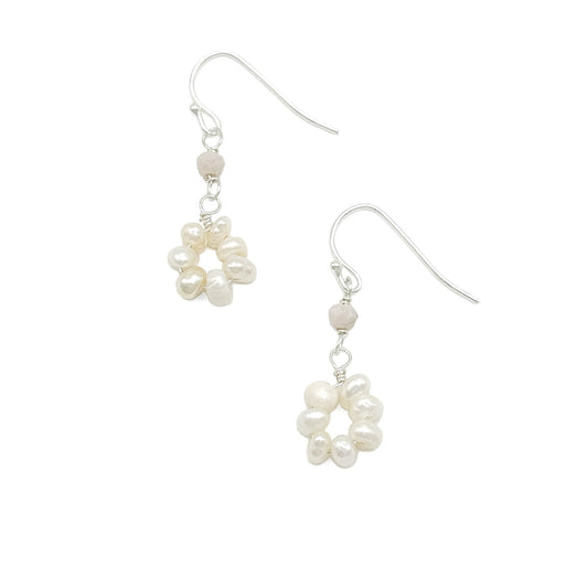 Pearl flower dainty earrings