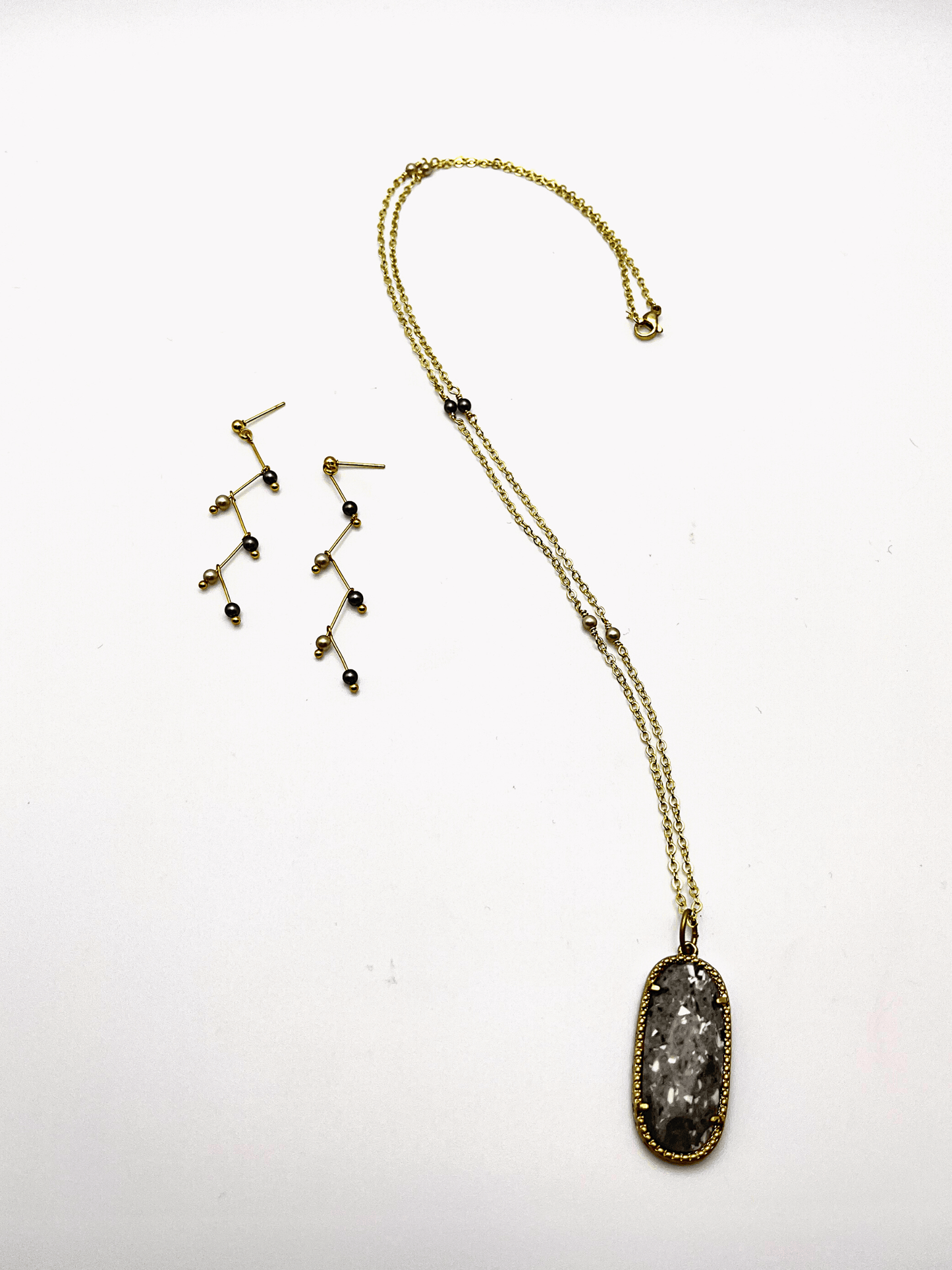 Baubles necklace