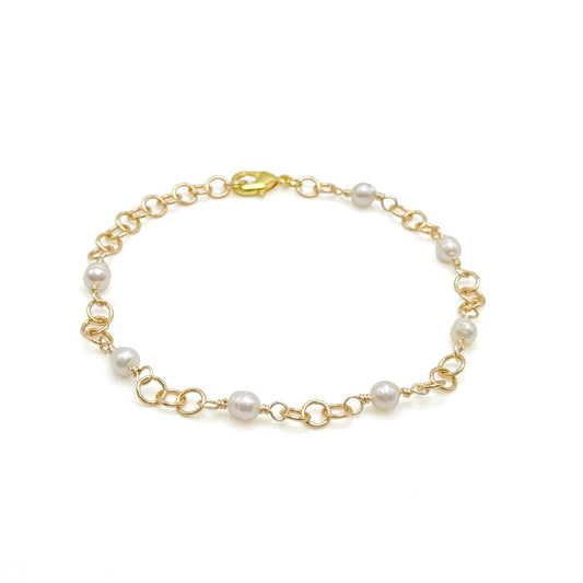 Freshwater pearl gold bracelet