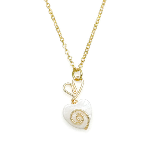 Mother of pearl gold heart necklace