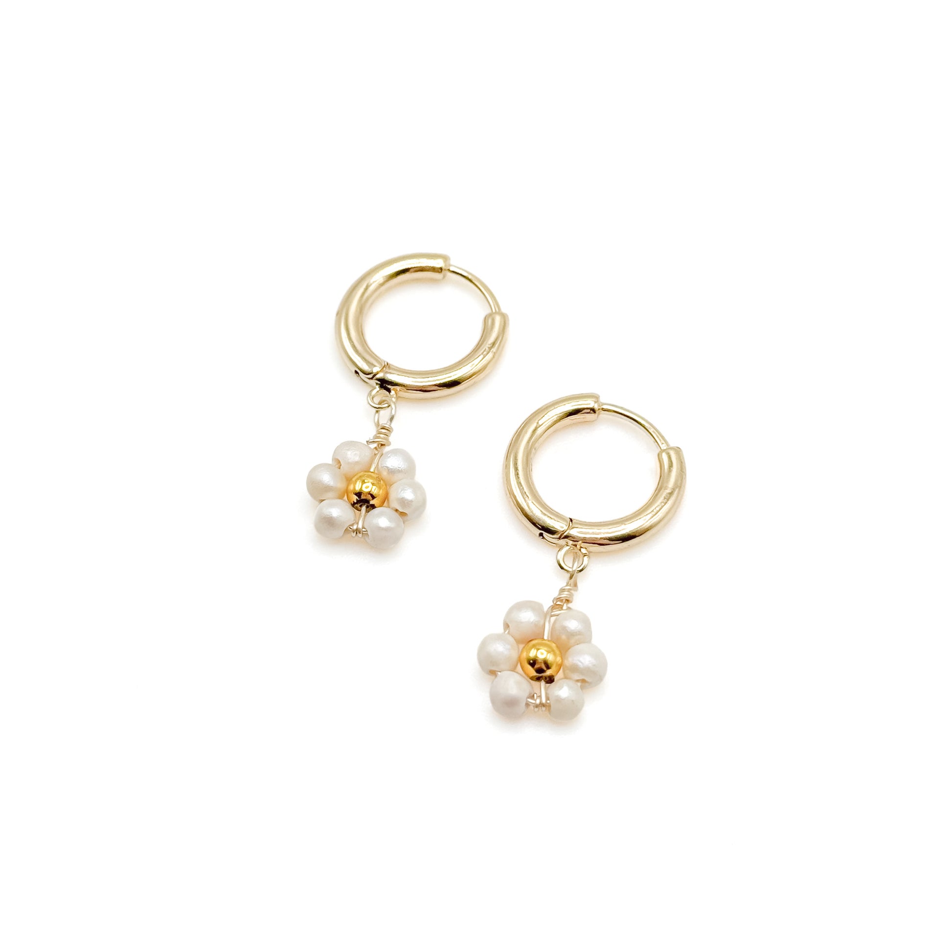Pearl flower gold huggy earrings