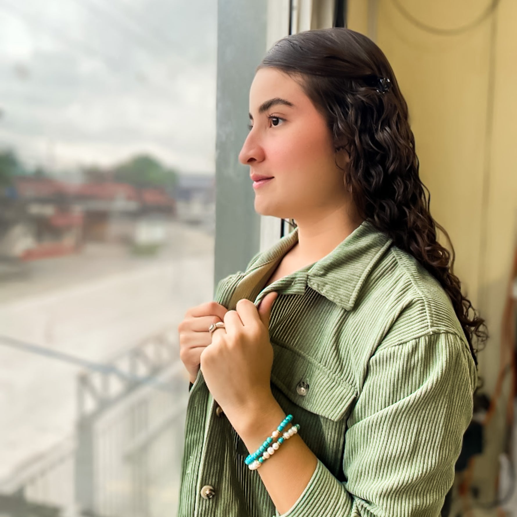 Turquoise pearl stretch bracelets modeled