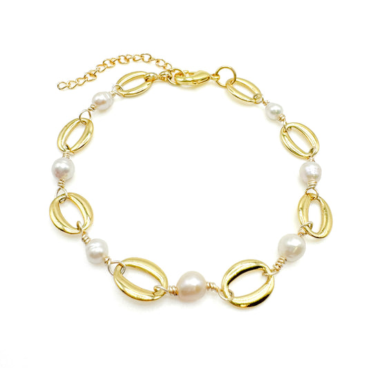 Gold pearl chain bracelet