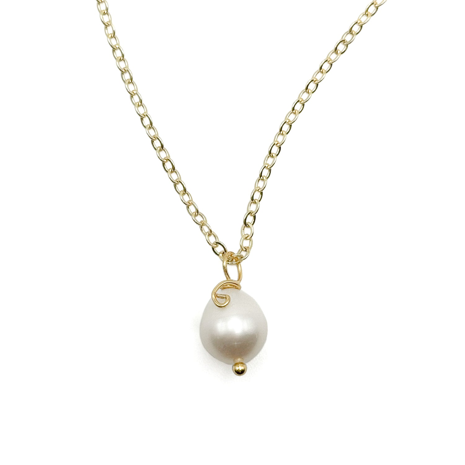 Teardrop pearl gold necklace