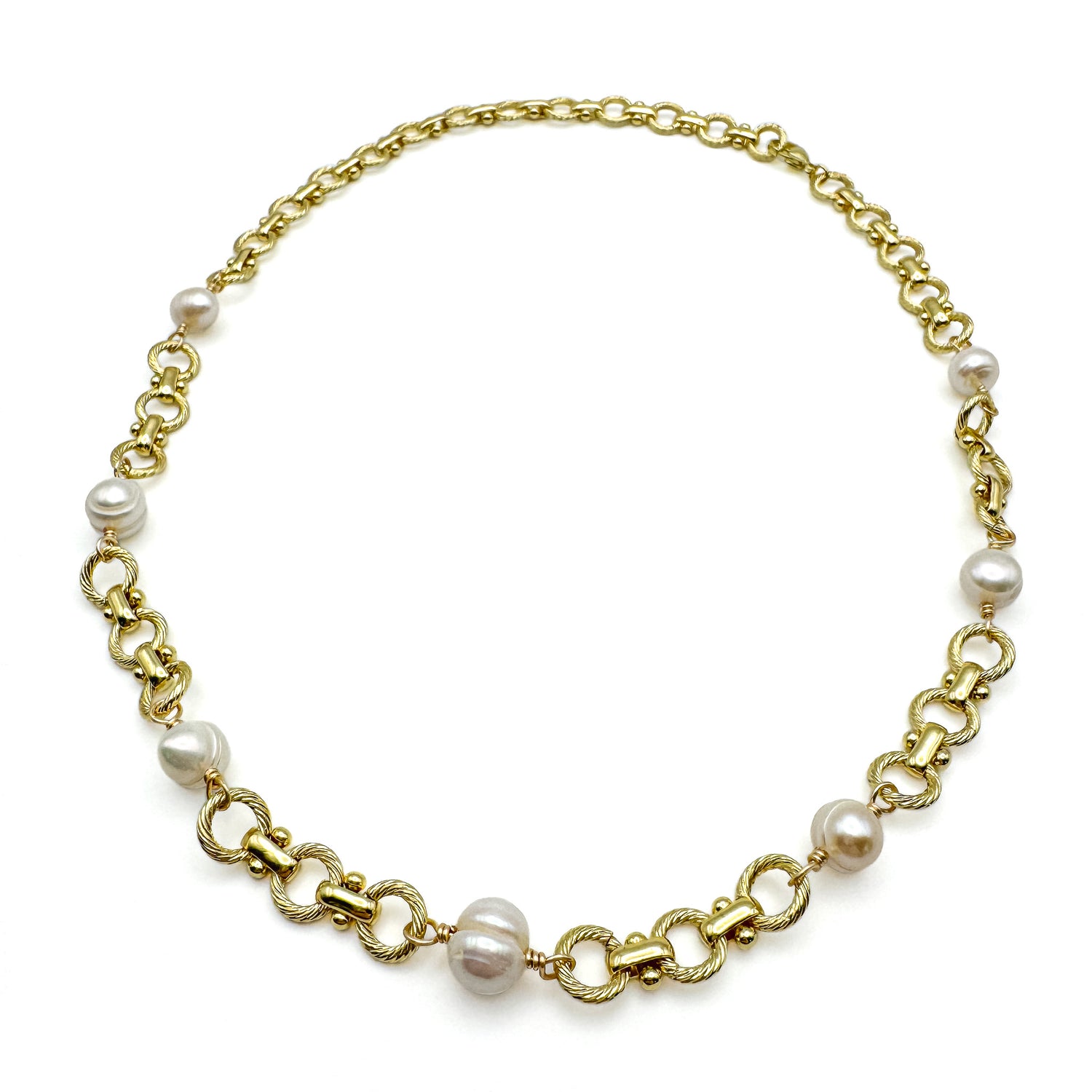 Trendy gold twisted rope chain necklace with freshwater pearl stations