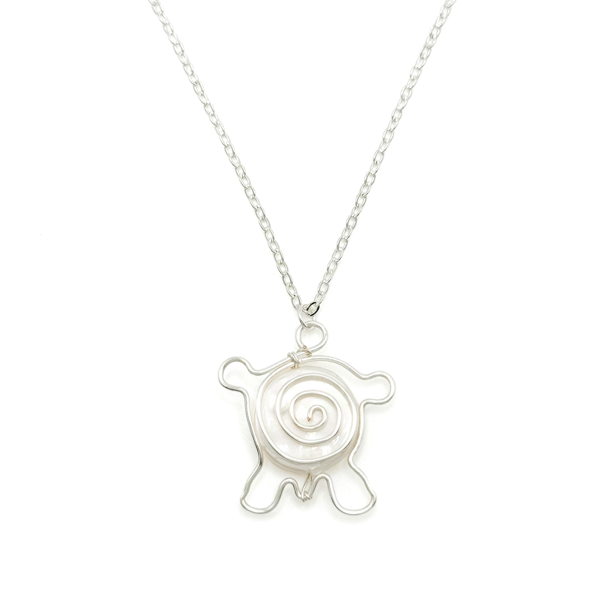 Mother of pearl silver turtle necklace
